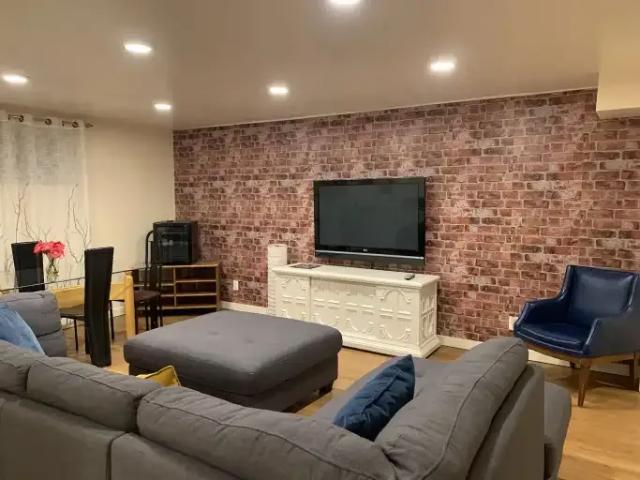 Apartment for rent in Wedgewood, Alberta