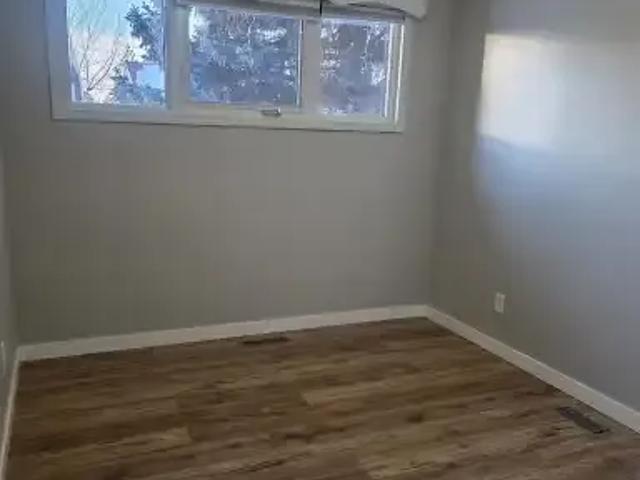 Apartment for rent in Wedgewood, Alberta