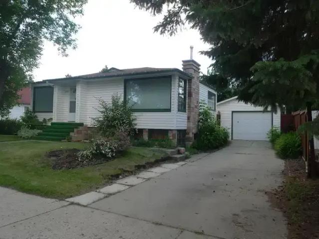 Apartment for rent in Wedgewood, Alberta