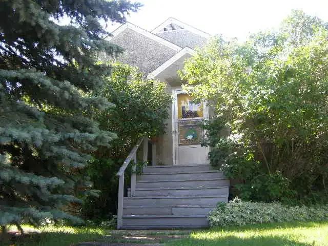 Apartment for rent in Wedgewood, Alberta