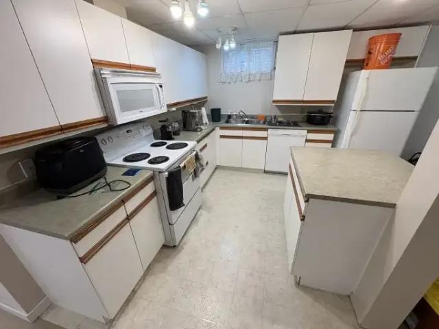 Apartment for rent in Wedgewood, Alberta