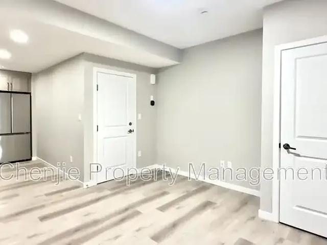 Apartment for rent in Wedgewood, Alberta