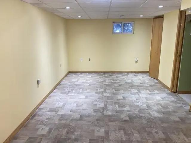 Apartment for rent in Wedgewood, Alberta