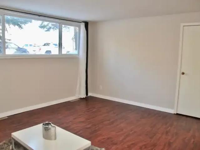 Apartment for rent in Wedgewood, Alberta
