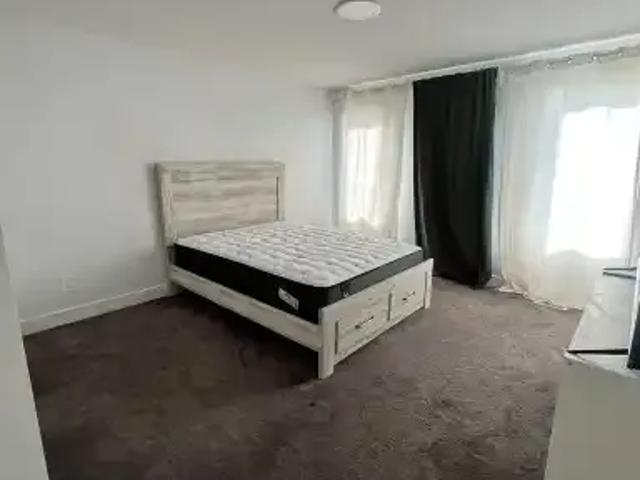 Apartment for rent in Wedgewood, Alberta