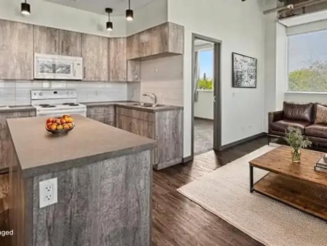Apartment for rent in Spruce Avenue, Edmonton