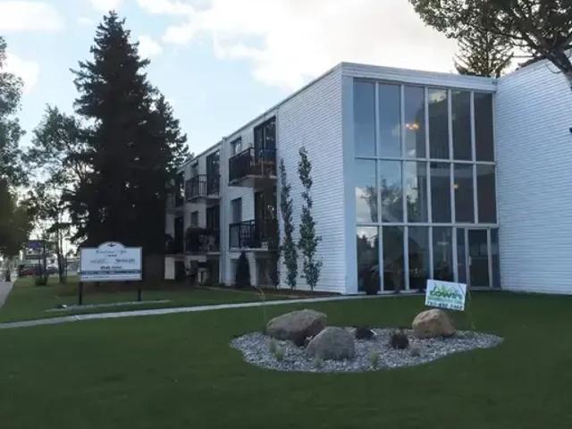 Apartment for rent in Wedgewood, Alberta