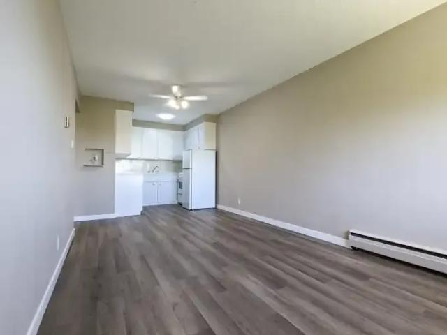 Apartment for rent in Wedgewood, Alberta