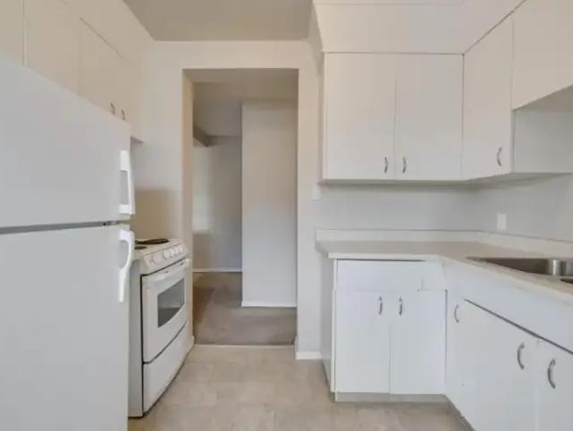 Apartment for rent in Wedgewood, Alberta