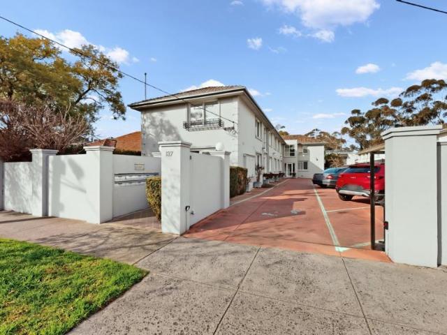 Apartment for rent in Camerons Creek, Victoria