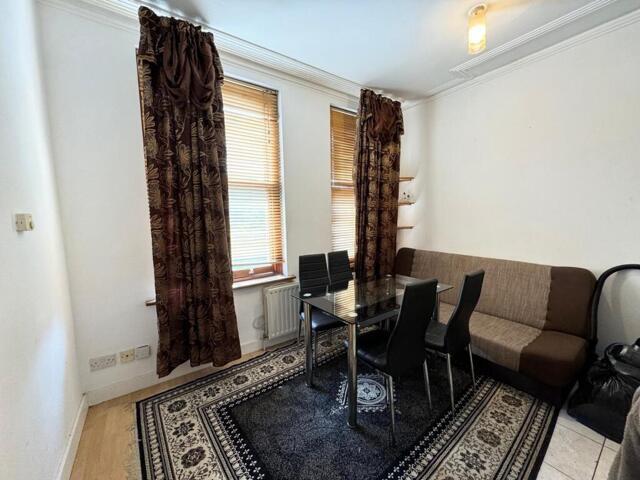 Apartment for rent in Finchley, Church End