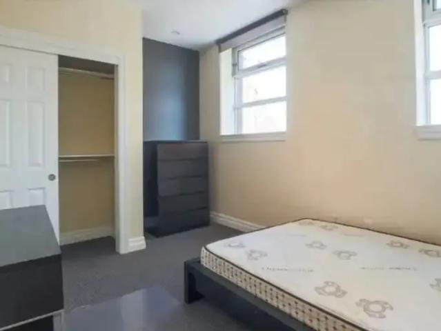 Apartment for rent in Ancaster, Ontario