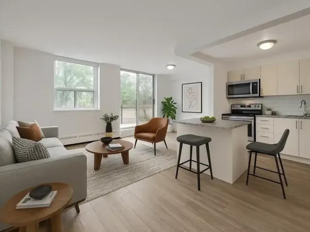Apartment for rent in Mcquesten West, Hamilton
