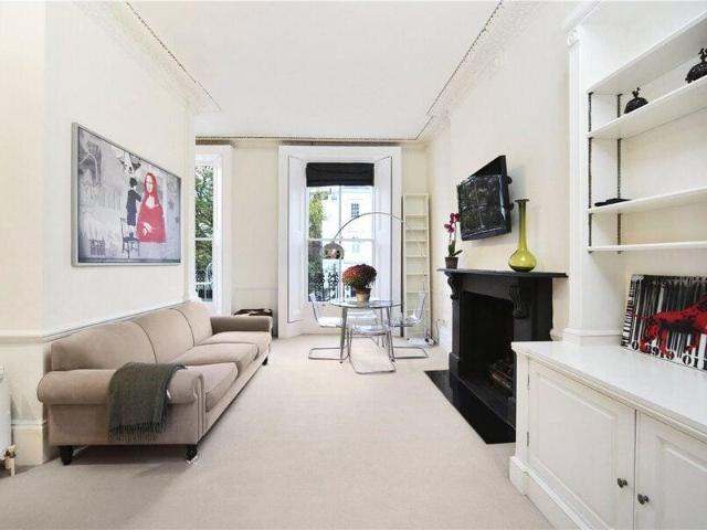 Apartment for rent in Cat Hill, England