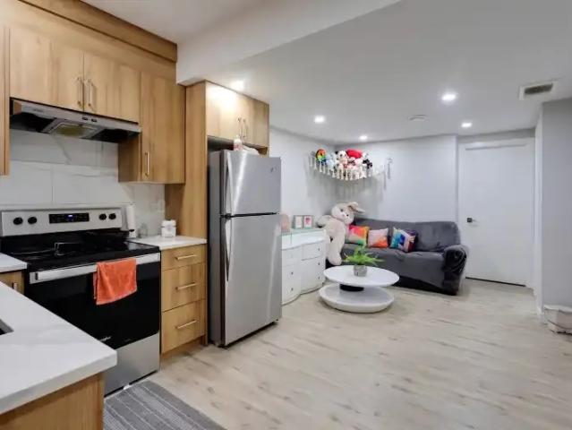 Apartment for rent in Rolly View, Alberta