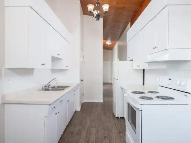 Apartment for rent in Rolly View, Alberta