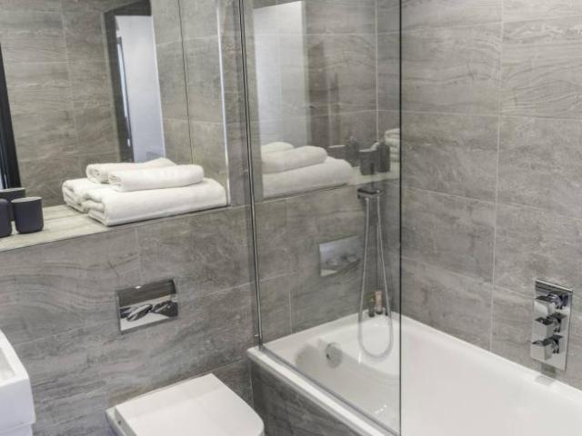 Apartment for rent in Lyons, Greater London