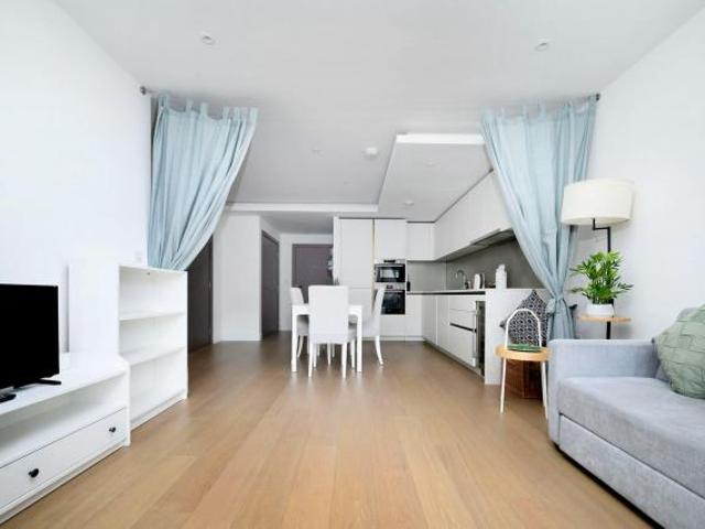 Apartment for rent in Hammersmith, Greater London