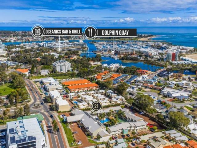 Apartment for sale in Parklands, Western Australia