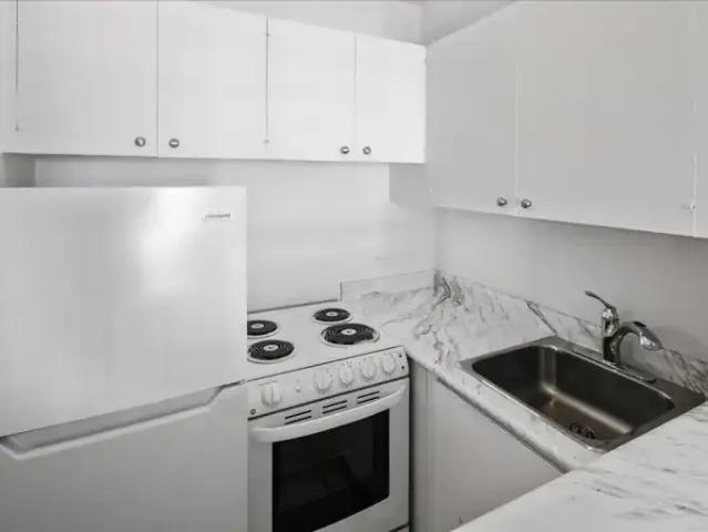 Apartment for rent in St. Leonard's, Quebec
