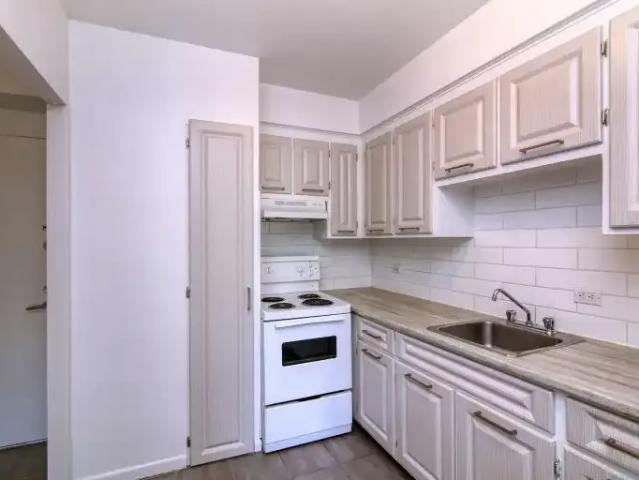 Apartment for rent in St. Leonard's, Quebec