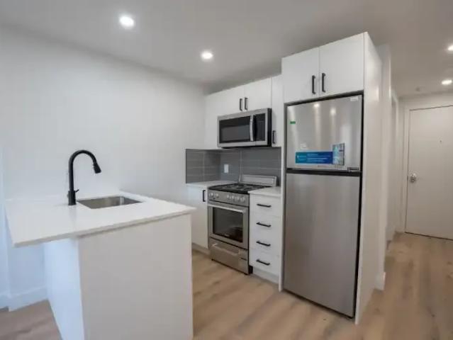 Apartment for rent in St. Leonard's, Quebec