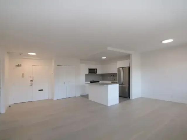 Apartment for rent in St. Leonard's, Quebec