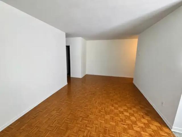 Apartment for rent in St. Leonard's, Quebec