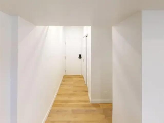 Apartment for rent in St. Leonard's, Quebec