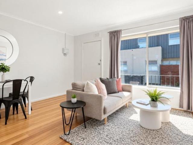 Apartment for sale in Murrumbeena, Melbourne