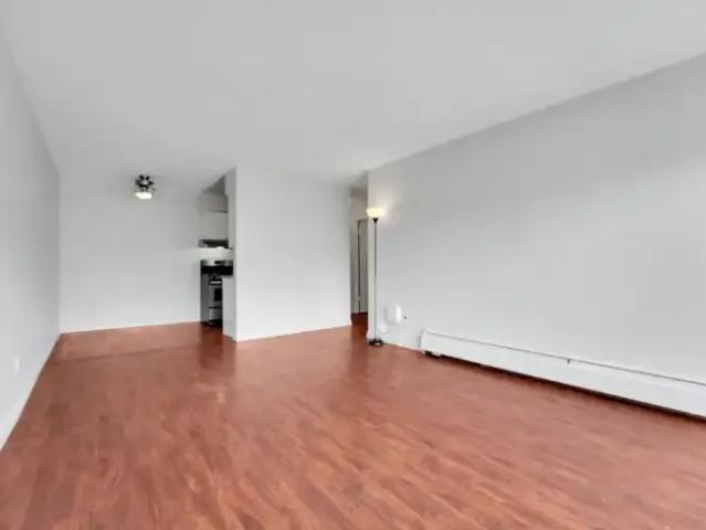 Apartment for rent in New Westminster, British Columbia