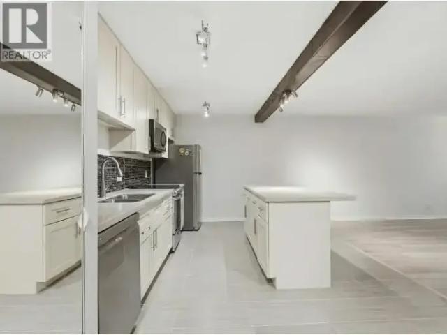 Apartment for rent in West Vancouver, British Columbia