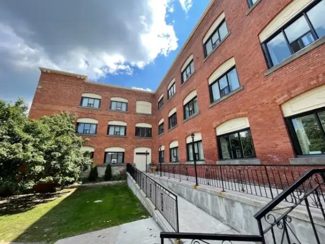 Apartment for rent in Dufferin, Ontario