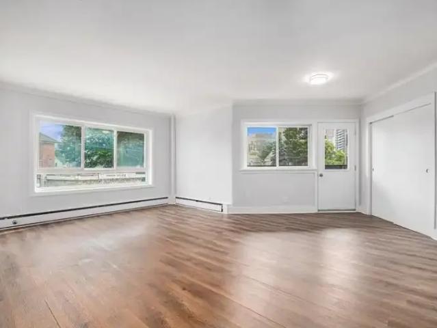 Apartment for rent in Mulhurst Bay, Ontario