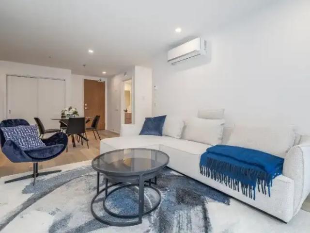 Apartment for rent in Pointe-claire, Quebec