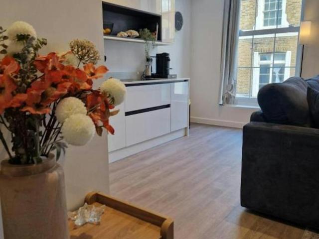 Apartment for rent in East Cliff, Acol