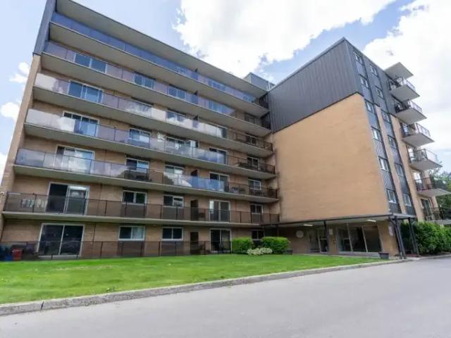 Apartment for rent in Brights Grove, Ontario