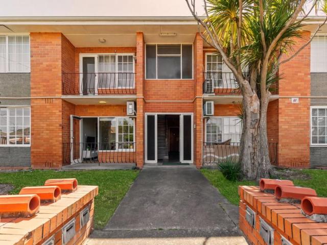 Apartment for sale in Springvale, Melbourne