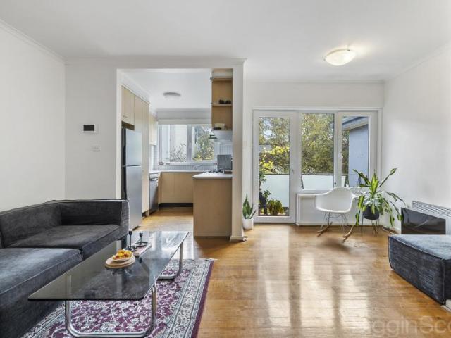Apartment for sale in St Kilda East, Melbourne