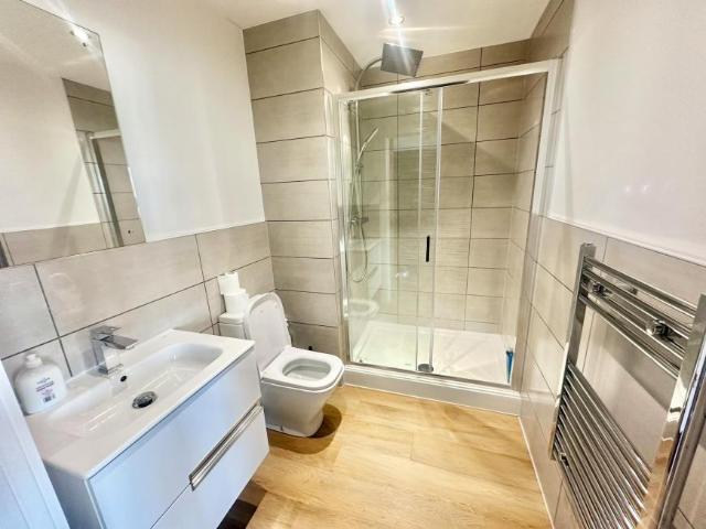 Apartment for rent in Gorse Hill, Trafford Park