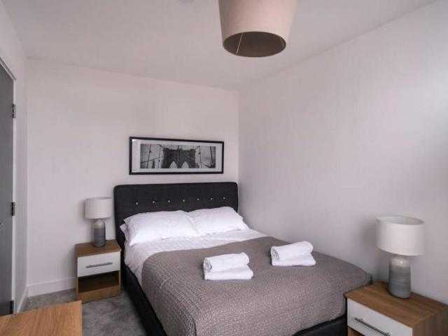 Apartment for rent in Gorse Hill, Trafford Park