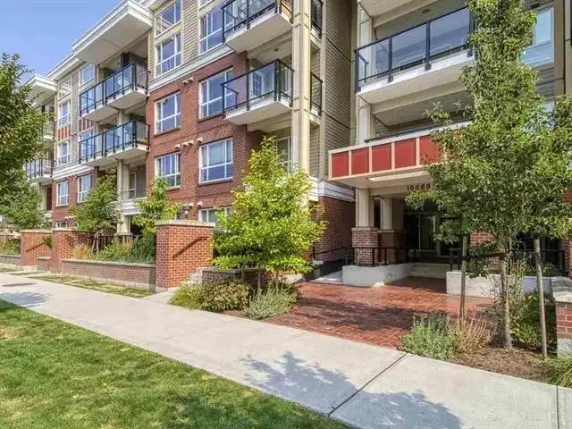 Apartment for rent in Surrey, British Columbia