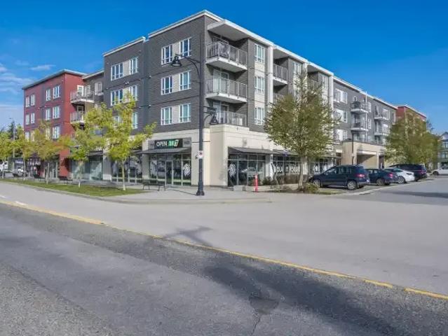 Apartment for rent in Surrey, British Columbia