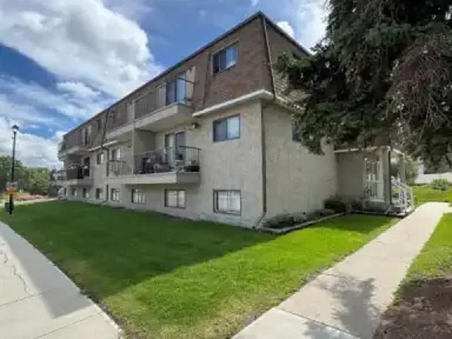 Apartment for rent in Sylvan Lake, Alberta