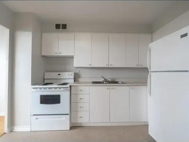 Apartment for rent in Woburn, Ontario