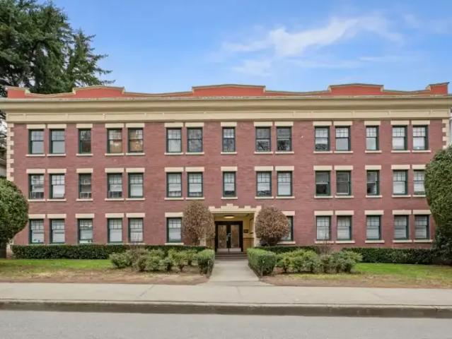 Apartment for rent in Vancouver, British Columbia