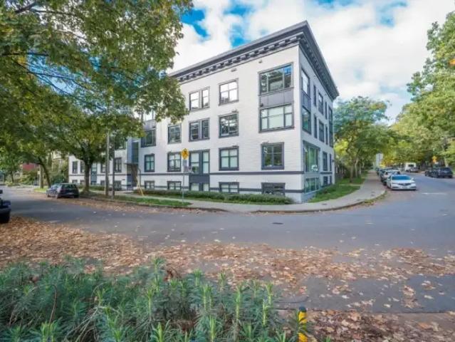 Apartment for rent in Vancouver, British Columbia