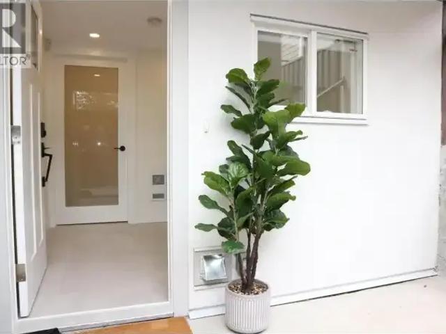 Apartment for rent in Vancouver, British Columbia