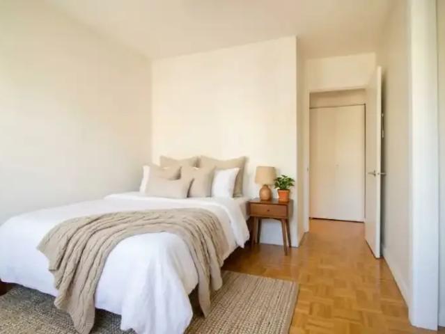 Apartment for rent in Vancouver, British Columbia