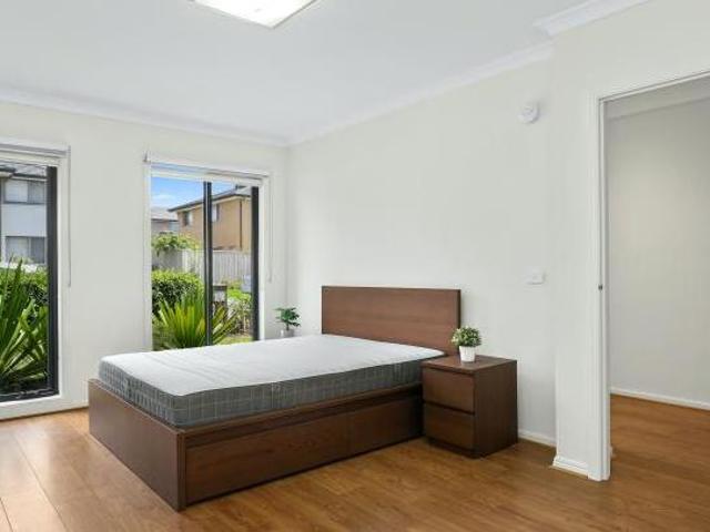 Apartment for rent in Wantirna South, Melbourne